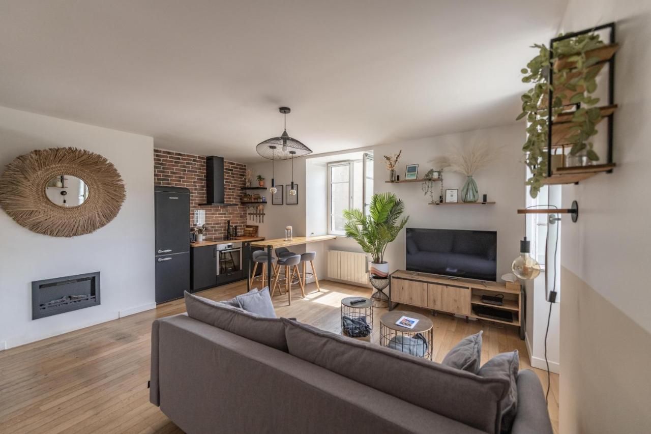 Appartement T2 - Vue Imprenable Sur La Cathedrale 坎佩尔 外观 照片