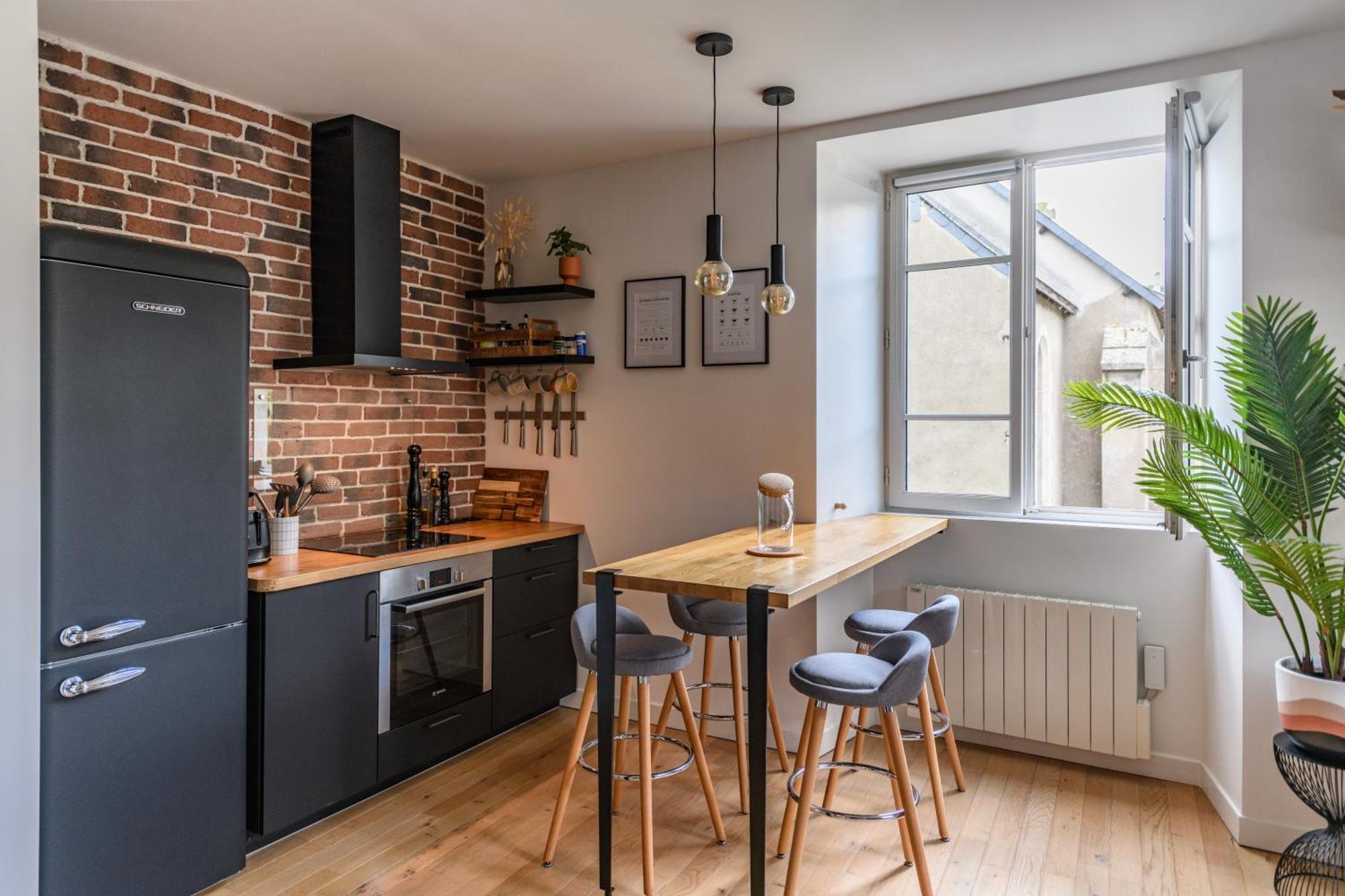 Appartement T2 - Vue Imprenable Sur La Cathedrale 坎佩尔 外观 照片